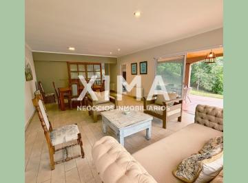 Casa · 280m² · 3 Dormitorios · 2 Cocheras · Casa en Venta en La Lucinda Norte