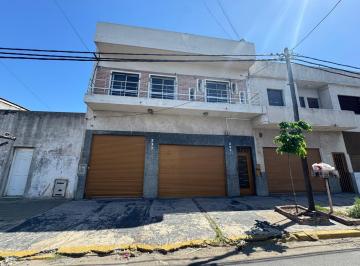 Terreno · 400m² · 1 Cochera · Venta Galpon con Oficina o PH en Primer Piso! Oportunidad!