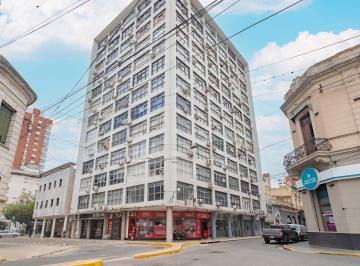 Oficina comercial · 118m² · 6 Ambientes · Complejo de Oficinas en Zona Centro - Edificio Hermes