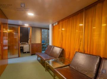 Oficina comercial · 118m² · 6 Ambientes · Seis Oficinas Funcionales en Zona Centro, Excelente Rentabilidad.