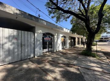 Local comercial · 166m² · 3 Ambientes · Locales Comerciales + Galpon en Venta