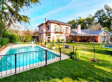 Casa de 5 ambientes, Pilar · Excelente Propiedad Estilo Campo - Acepta Financiación