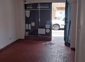 Local comercial , Rosario · Local Comercial Salta 3018 de 28 m² en Alquiler en Rosario