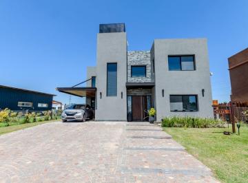 Casa de 5 ambientes, Escobar · Venta Casa 6 Ambientes en Ingeniero Maschwitz