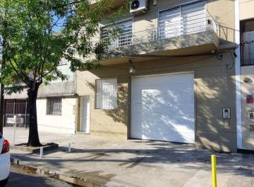 Casa de 4 ambientes, Lanús · Galpón + Vivienda de Categoría en Venta - Lanús
