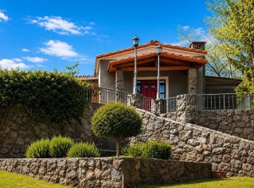 Casa · 189m² · 3 Ambientes · 2 Cocheras · ¡Venta! Casa en El Talar de Mendiolaza ¡Toda en Una planta!¡Con Escritura!