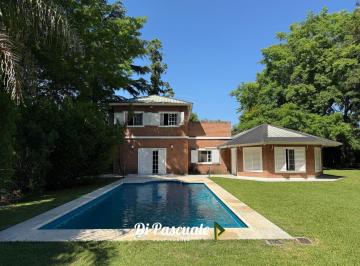 Quinta vacacional · 293m² · 7 Ambientes · Venta Casa Quinta con 4 Dorm., Quincho, Parrilla y Pileta - La Reja Norte