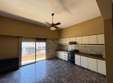 PH · 100m² · 3 Ambientes · Casa PH Tres Ambientes Terraza en Venta Sarandi Avellaneda
