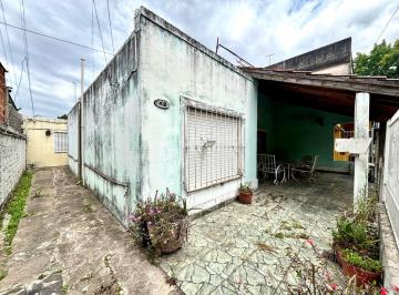 Casa de 3 ambientes, Lomas de Zamora · Venta – Dos Viviendas en un Mismo Lote – ¡Ideal Inversor o Dos Familias!
