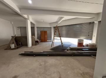 Local en esquina con 5 vidrieras, 130mts A ESTRENAR bajas expensas (PH)
Posee 2 · Oficina Esquina Bajas Expensas 10 m a Estrenar