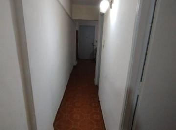 Edificio en Venta de 3 ambientes  · Departamento de 3 Ambientes en Excelente Sobre Av Alberdi.