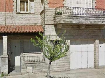 PH de 8 ambientes, Lanús · Gran Oportunidad Solo Para Entendidos! Lote con 5 Departamentos!