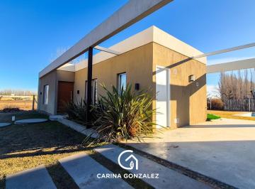 Casa · 117m² · 3 Dormitorios · 2 Cocheras · Casa B° Villa del Rio Náutico