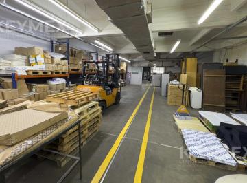 Depósito · 797m² · 16 Ambientes · 2 Cocheras · Nave Industrial con Oficinas – Imprenta, Logística, Producción o Depósito