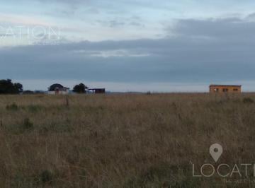 Campo · 98m² · 2 Ambientes · 1 Cochera · Venta Chacra 5 Hectáreas, 2 Dorm., Pueblo Edén