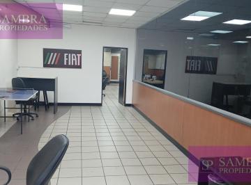 Oficina comercial · 180m² · 1 Ambiente · Amplia Oficina Frente Vidriado en 1er. Piso de 180 m², Av, Rivadavia 3800 a m de Medrano Almagro