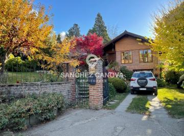 Casa · 180m² · 6 Ambientes · Casa Chalet en Venta Ubicado en Melipal II, Bariloche, Patagonia