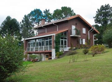 Casa · 200m² · 6 Ambientes · Casa en Venta en Raco, Tucuman