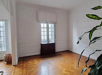 Departamento · 200m² · 5 Ambientes · Semipiso de 5 Ambientes Estilo Frances