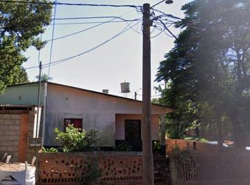 Casa de 2 ambientes, El Dorado · Casa en Esquina / Terreno Estratégico