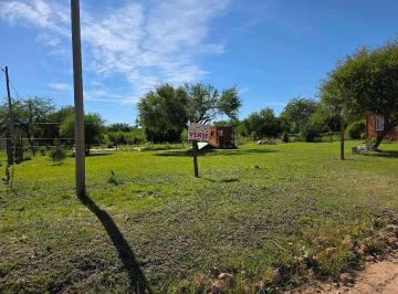 Casa · 40m² · Vendo Cabaña en Concepción del Uruguay, Entre Ríos.