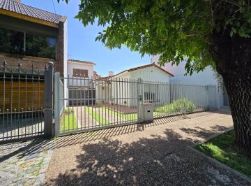 Casa · 300m² · 3 Ambientes · 4 Cocheras · Casa en San Antonio de Padua