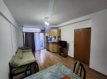 Departamento · 33m² · 2 Ambientes · Muy Buen Dos Ambientes en Buen Edificio