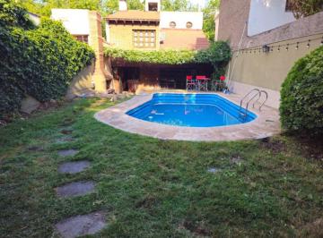 Casa de 7 ambientes, Ciudad de Mendoza · Euskadi Vende Propiedad Premium (Ciudad) Apto Profesional/comercial - Usd