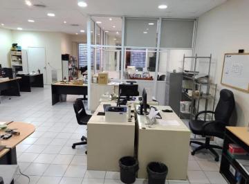 Edificio · 175m² · A Solo 9 Cuadras de Acoyte y Rivadavia, y 1 Cuadra de Parque Centenario Apta Para Varios Usos Impec