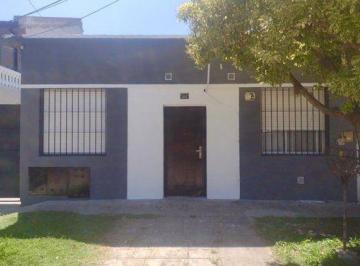 ZUN-ZUN-1158_2 · Casa 4 Ambientes. | Gregoria Matorras Al 2700