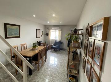PH · 80m² · 3 Ambientes · 1 Cochera · Duplex 3 Ambientes, Cochera Descubierta, Patio en Castelar Apto Credito, Toma Prop Menor Valor