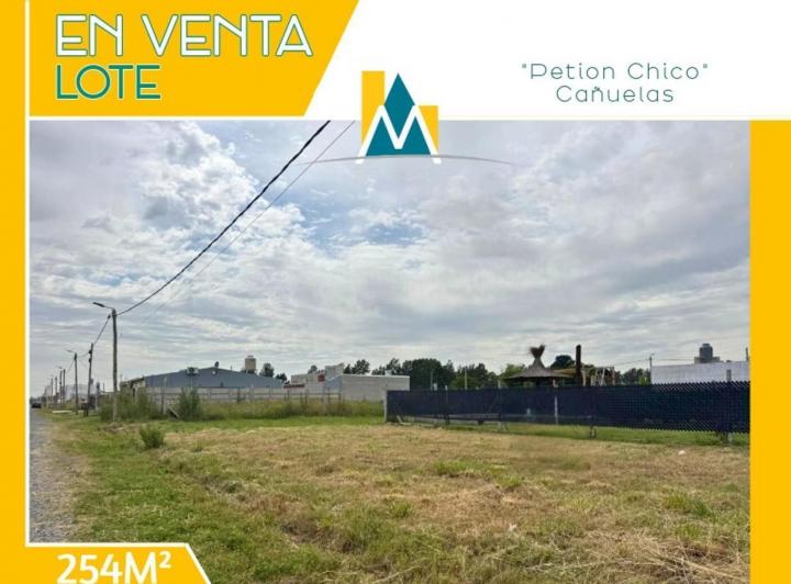 Terreno · 254m²