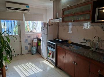 Casa de 1 ambiente, Córdoba · Casa de 3 Dorm. B° Lamadrid