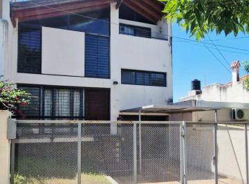 Casa de 4 ambientes, Córdoba · Venta | Hermosa Casa Altos de Villa Cabrera | 3 Dorm. | Pileta