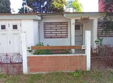Casa de 3 ambientes, Santa Teresita · Casa Sola en El Lote