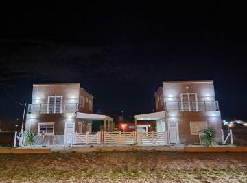 Casa de 3 ambientes, Mar del Plata · Vende - Permuta Dúplex Modernos de 3 Ambientes a m del Mar