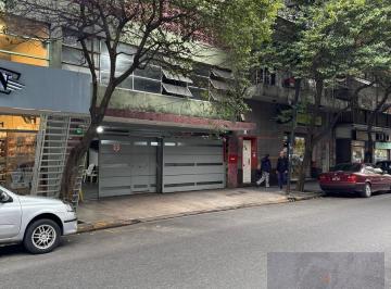 Garage · 13m² · 1 Cochera · Cochera Cubierta en Flores – Venta
