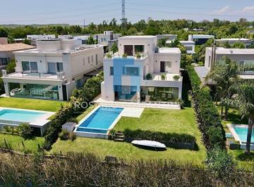 Casa · 429m² · 8 Ambientes · 6 Cocheras · Casa 8 Ambientes 5 Dorm.. | Casa en Venta en Los Lagos, Nordelta