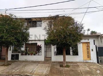 PH · 114m² · 4 Ambientes · Venta PH 4 Ambientes en Villa Bonich. Luminoso