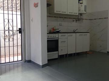 PH · 50m² · 3 Ambientes · PH de 3 Ambientes Interno con Patio y Terraza en San Andrés