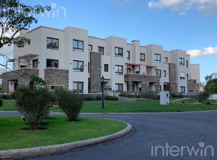 Departamento · 161m² · 4 Ambientes · 1 Cochera