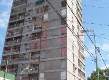 Departamento · 50m² · 3 Ambientes · Zárate Centro