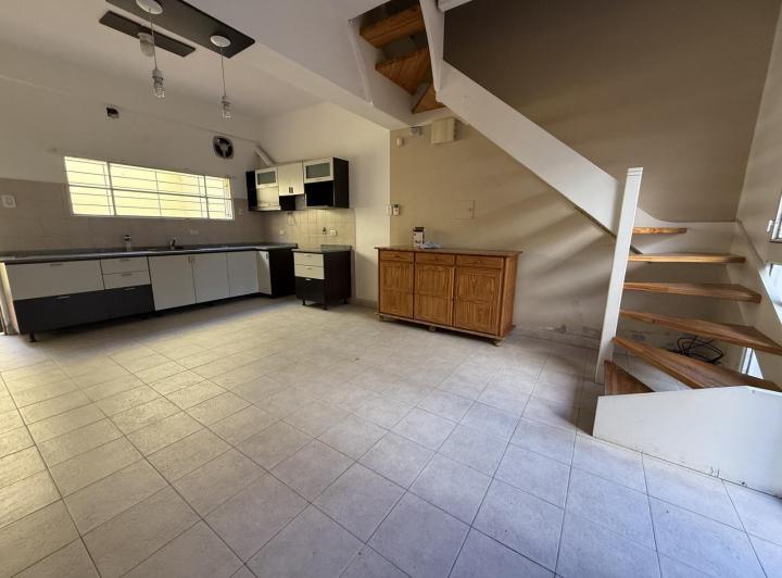Casa · 120m² · 7 Ambientes