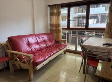 Departamento · 27m² · 1 Ambiente · Venta Departamento de un Ambiente a La Calle. Zona Plaza Colon