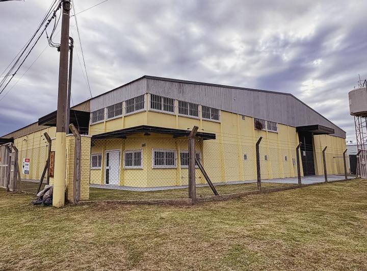 Bodega-Galpón · 1500m² · 3 Ambientes