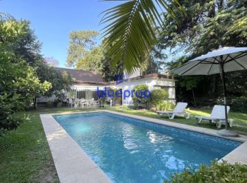 Foto1 · Casa en Venta en Barrio Cantegril, Totalmente Reciclada, con Mucho Buen Gusto!