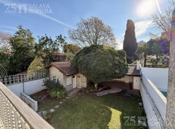 Casa · 368m² · 5 Ambientes · 2 Cocheras · Casa 4 Dorm. en La Lucila Libertador Hacia El Rio