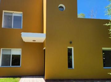Casa de 1 ambiente, Escobar · Casa en Venta 3 Dorm. - Play - Pileta, Habitación en Planta Baja con Pileta
