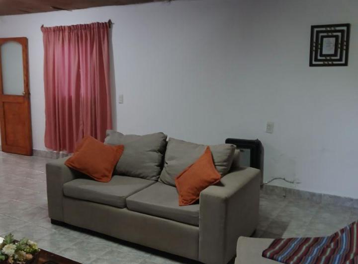 Casa en alquiler en Oeste · 4 ambientes