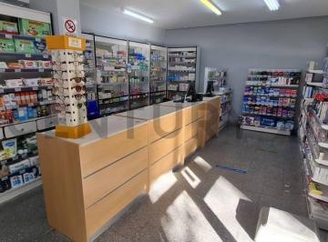 Local comercial · 61m² · 3 Ambientes · Venta/permuta Local Comercial - Parque Chacabuco